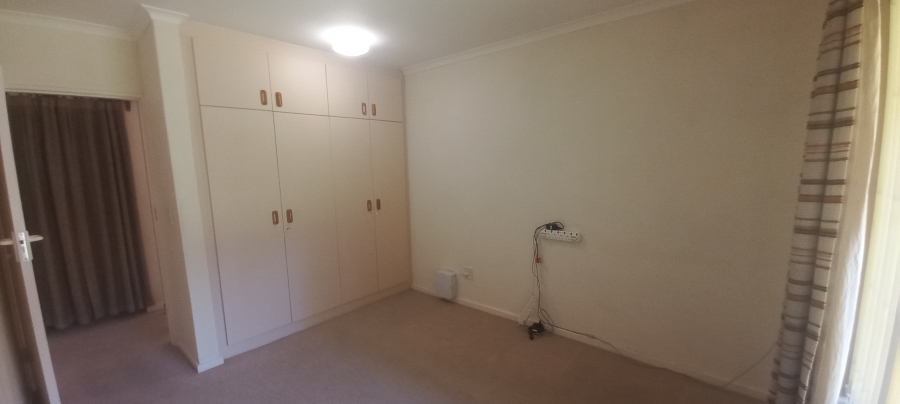 To Let 3 Bedroom Property for Rent in Onder Papegaaiberg Western Cape